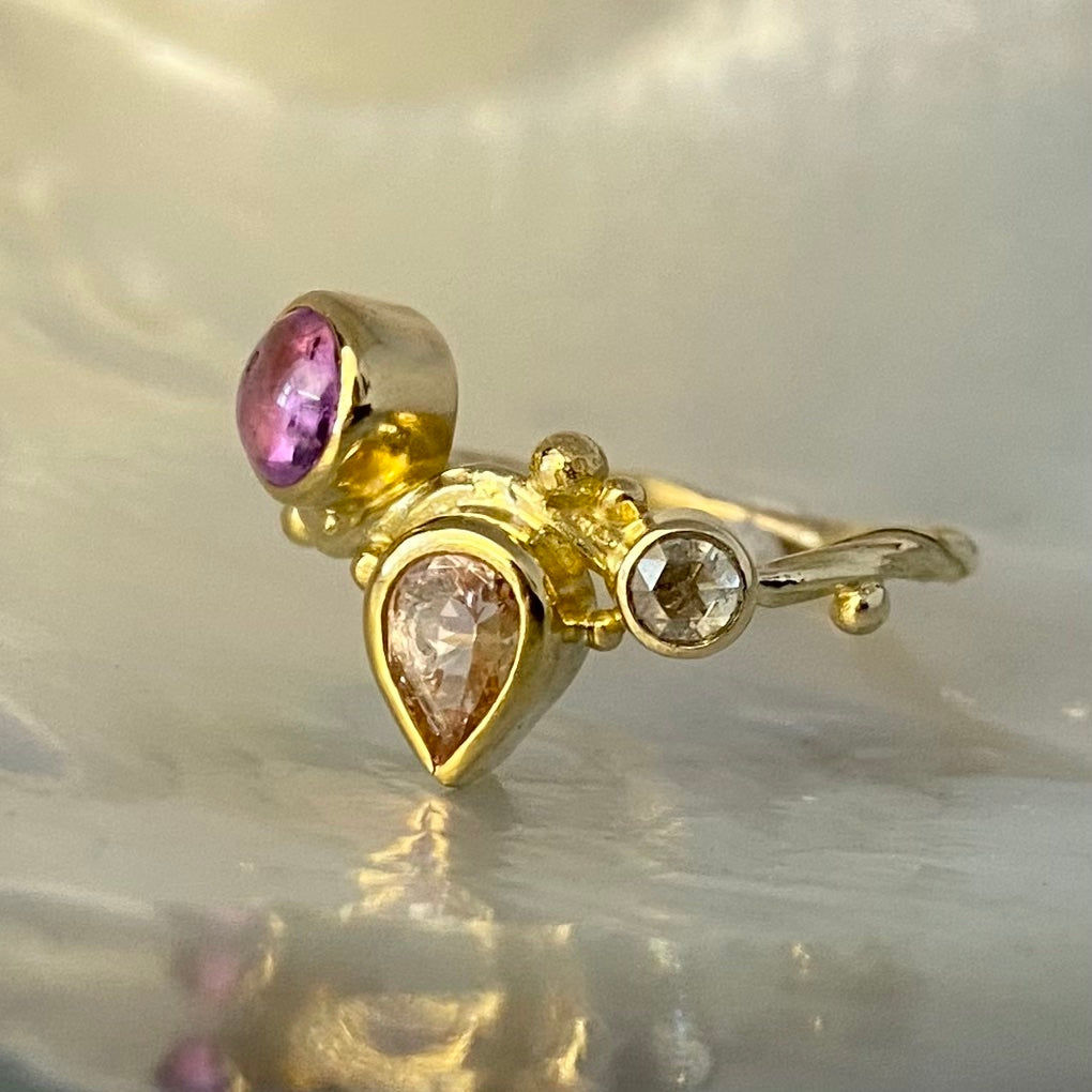 Seafire 18K & 22K Gold Ring w. Morganite, Sapphire & Diamond