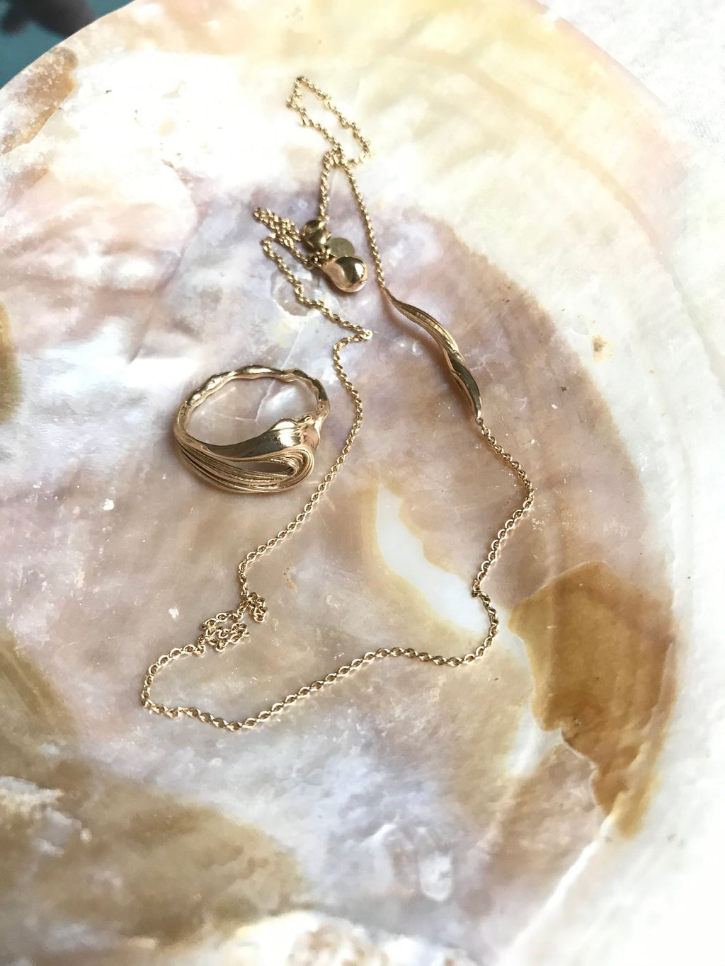 Palea Halskette 14K Gold