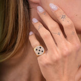 Mini Hasard 18K Gold Ring w. Lab-Grown Diamonds