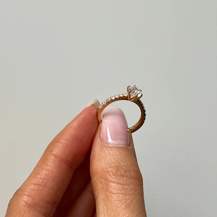 Solitaire 14K Guld eller Hvidguld Ring m. Diamanter