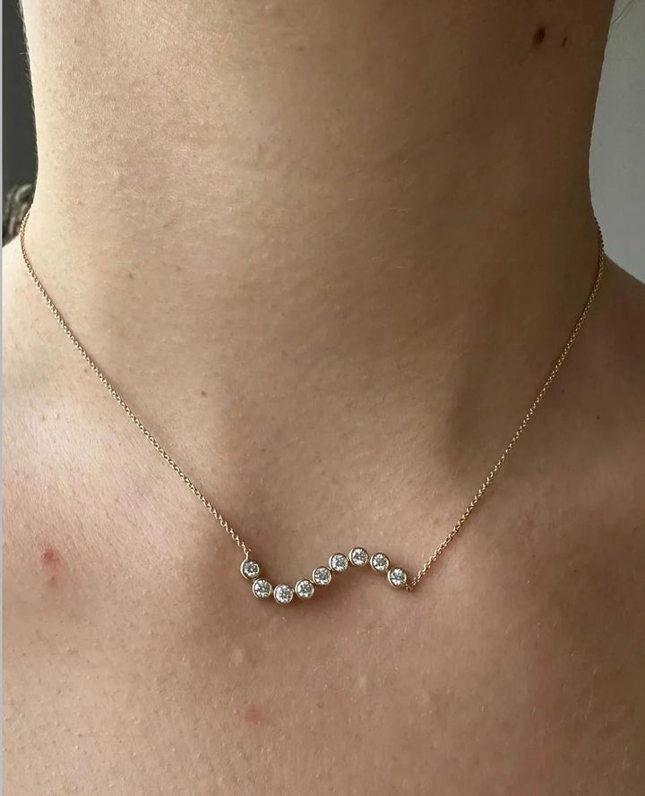 Vana 14K Gold Necklace w. Diamonds