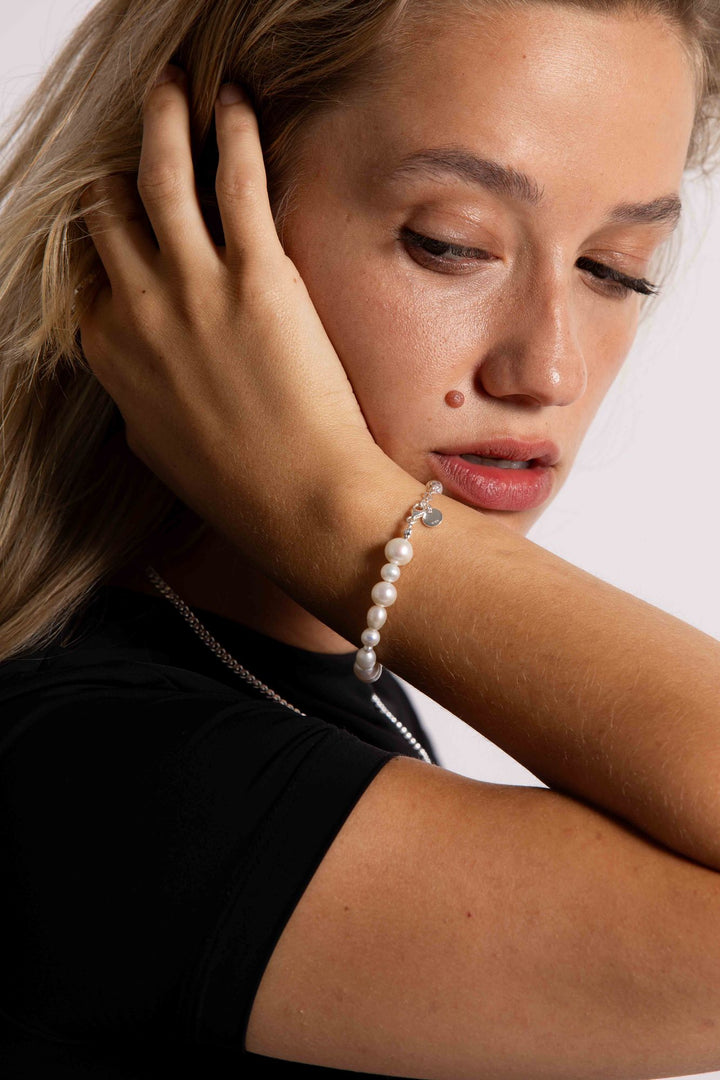 IX Penelope Silver Bracelet w. Pearls