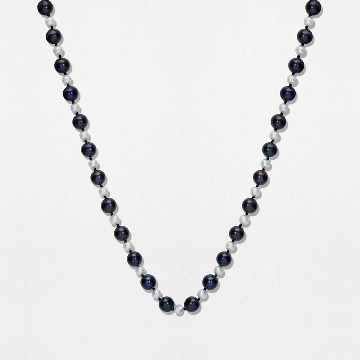 Small Pebble Monochrome 18K Gold Necklace