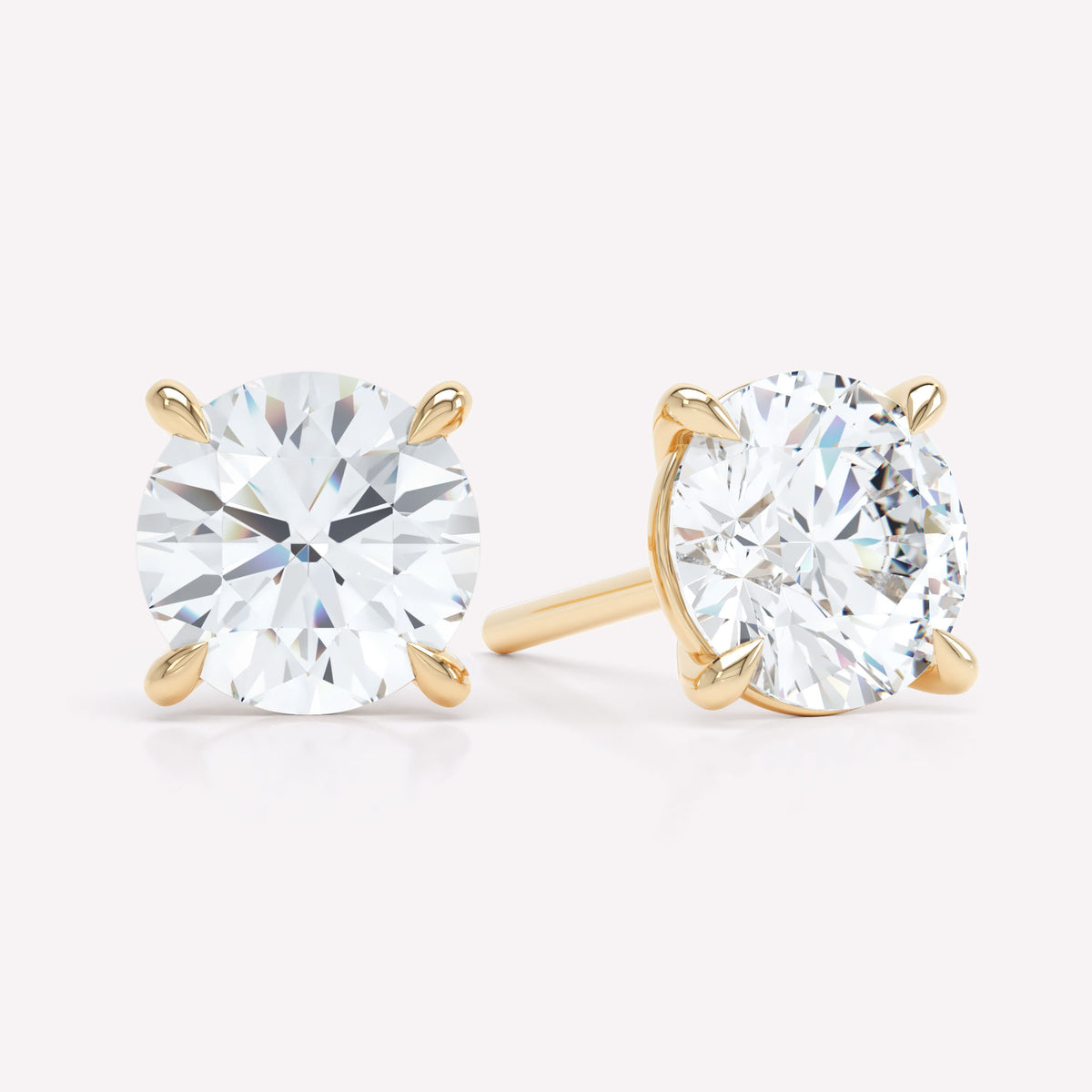 The Round 18K Gold Stud w. Lab-Grown Diamond