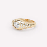 Curve Scattered Signet 18K Gold Ring w. Diamonds