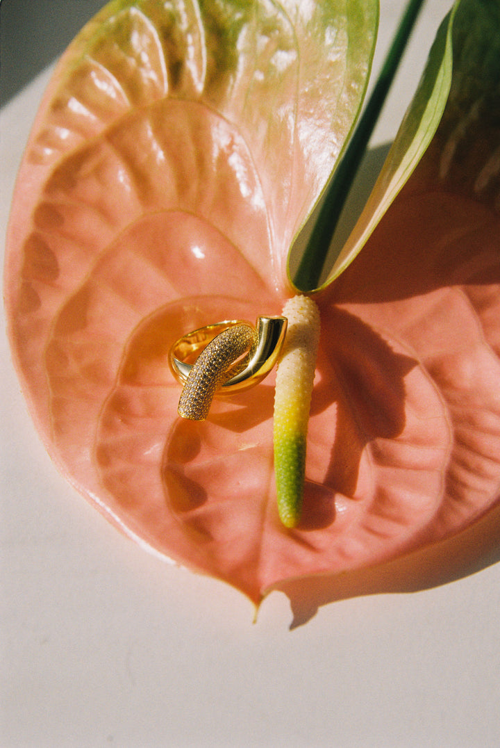 Rose Paved 18K Gold Ring w. Diamonds