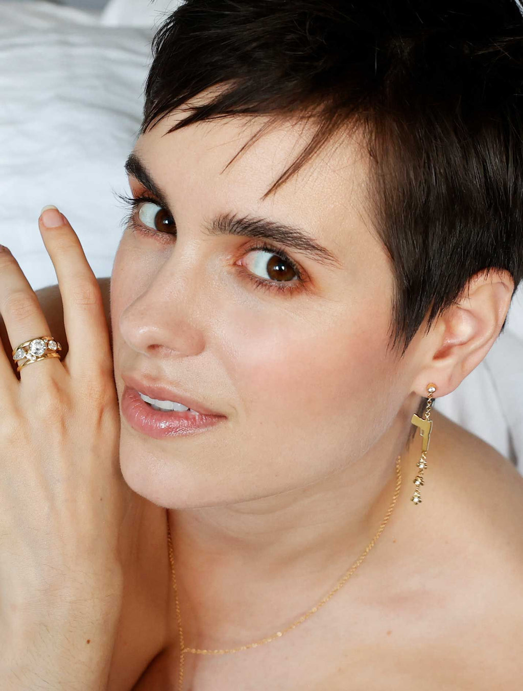 Flower Gun with Flash 18K Rosegold Earring w. Diamonds