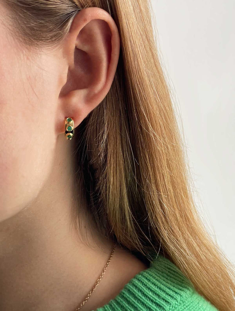 Jabbar 18K Gold Earrings w. Emeralds