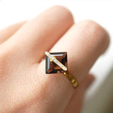 Band 18K Gold Ring w. Smoky Quartz & Diamonds