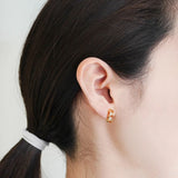 Con Long 18K Gold Earrings w. Diamonds