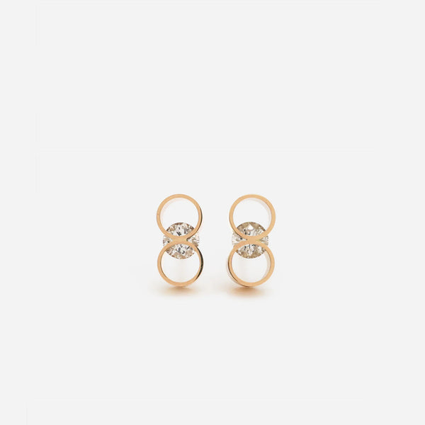 Con Short 18K Gold Earrings w. Diamond