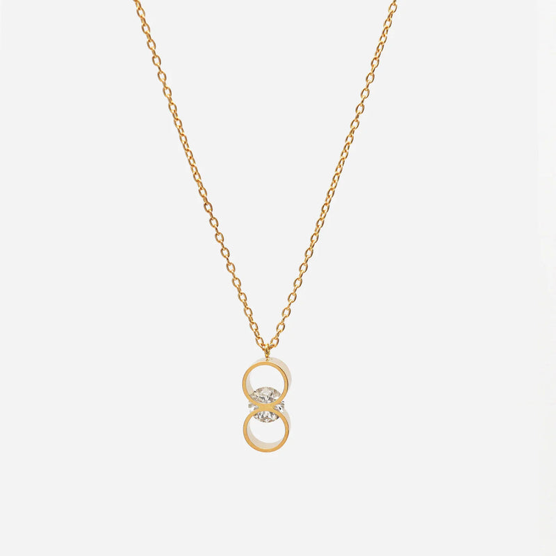 Con Short 18K Gold Necklace w. Diamond