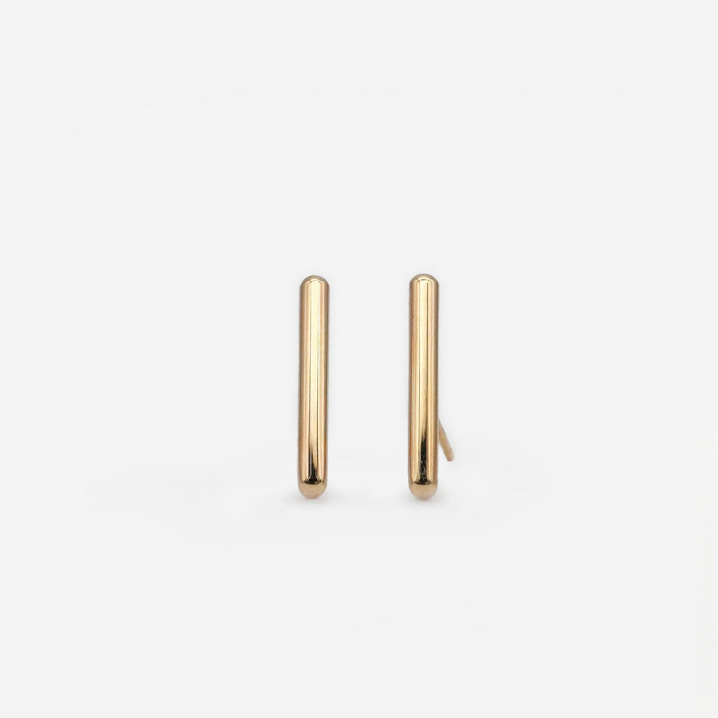 Dent Beside 18K Gold Earrings