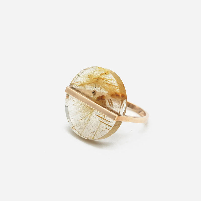 Slice 10K Gold Ring w. Quartz