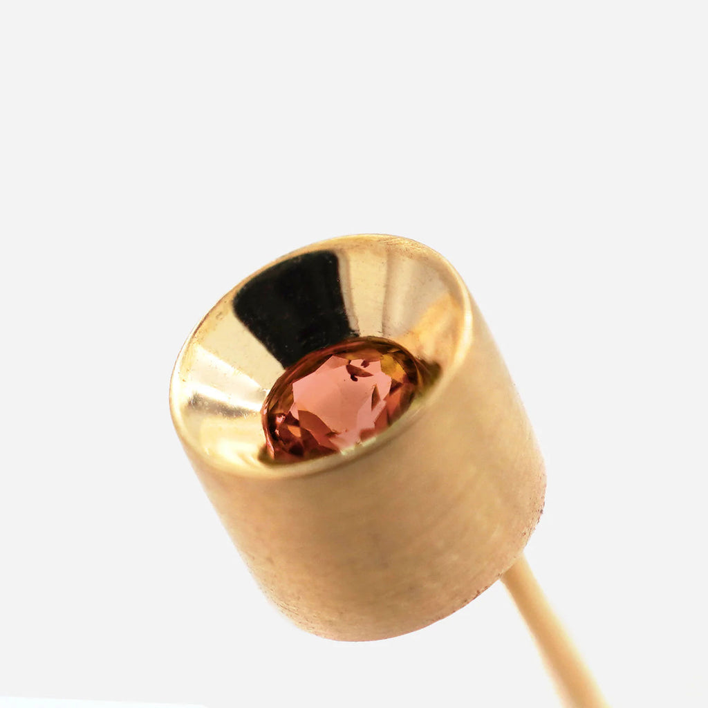 Spot Single 18K & 10K Earring w. 2,5mm Garnet