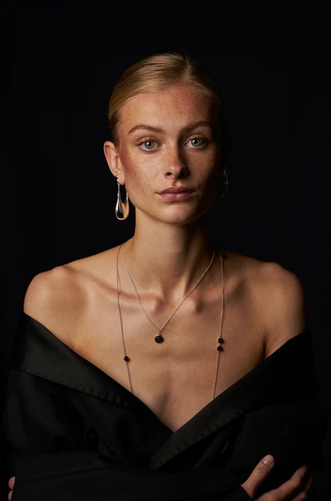 Other Blooms 18K Gold Necklace w. Diamonds