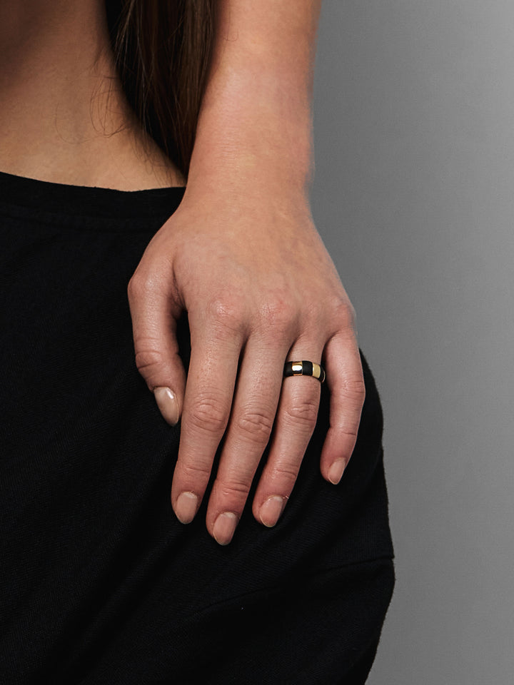 HANNA STRIBEDE 18K Guld Ring