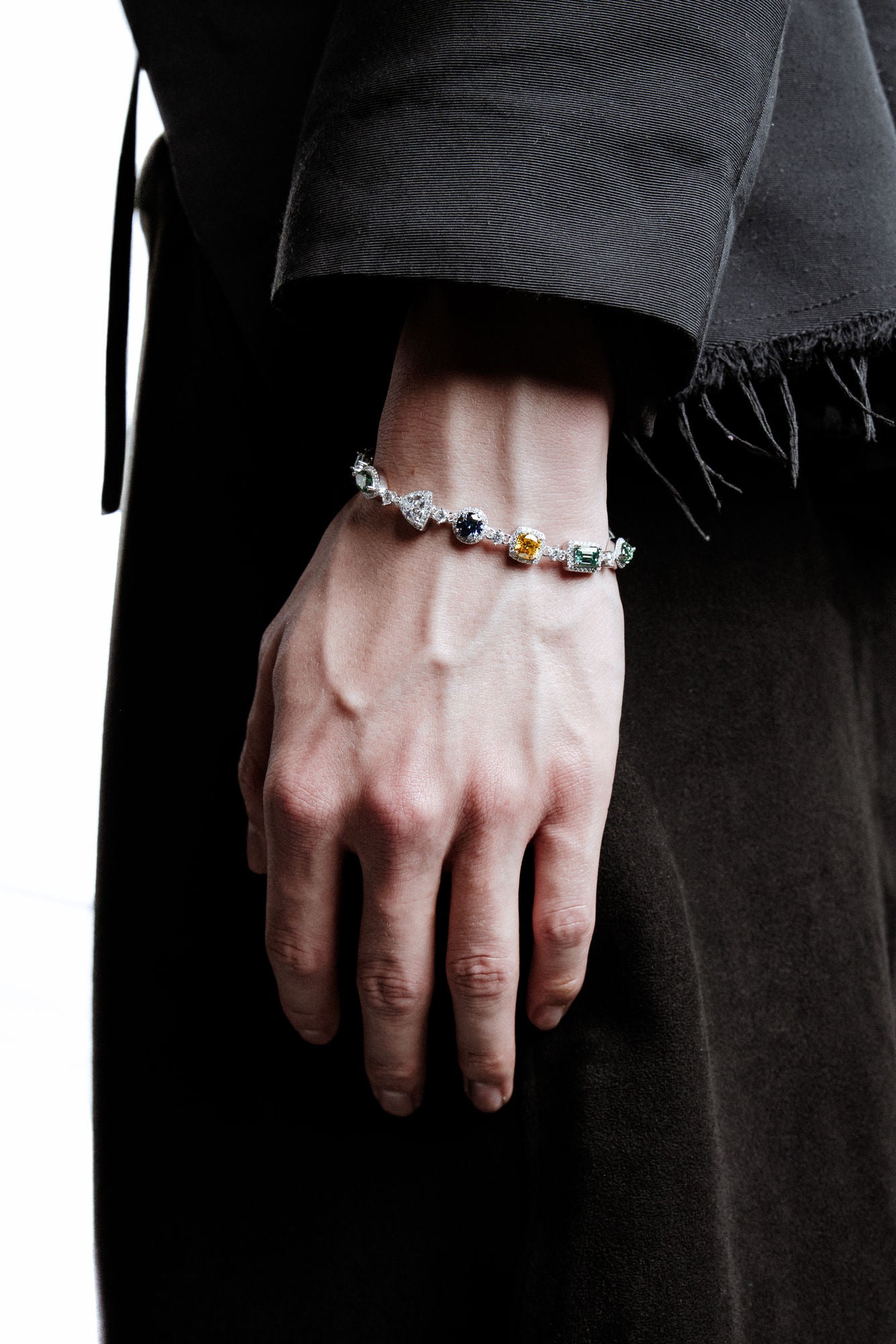 Dopamine Rhodium Plated Silver Bracelet w. Moissanites
