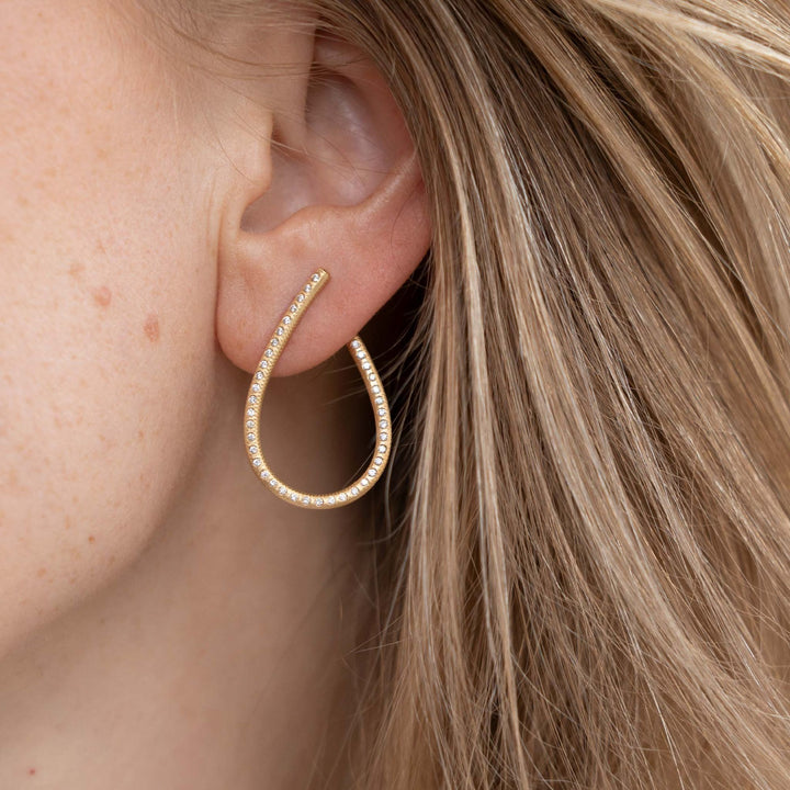 Kharisma Galaxy Medium 18K Gold Earrings w. Diamond