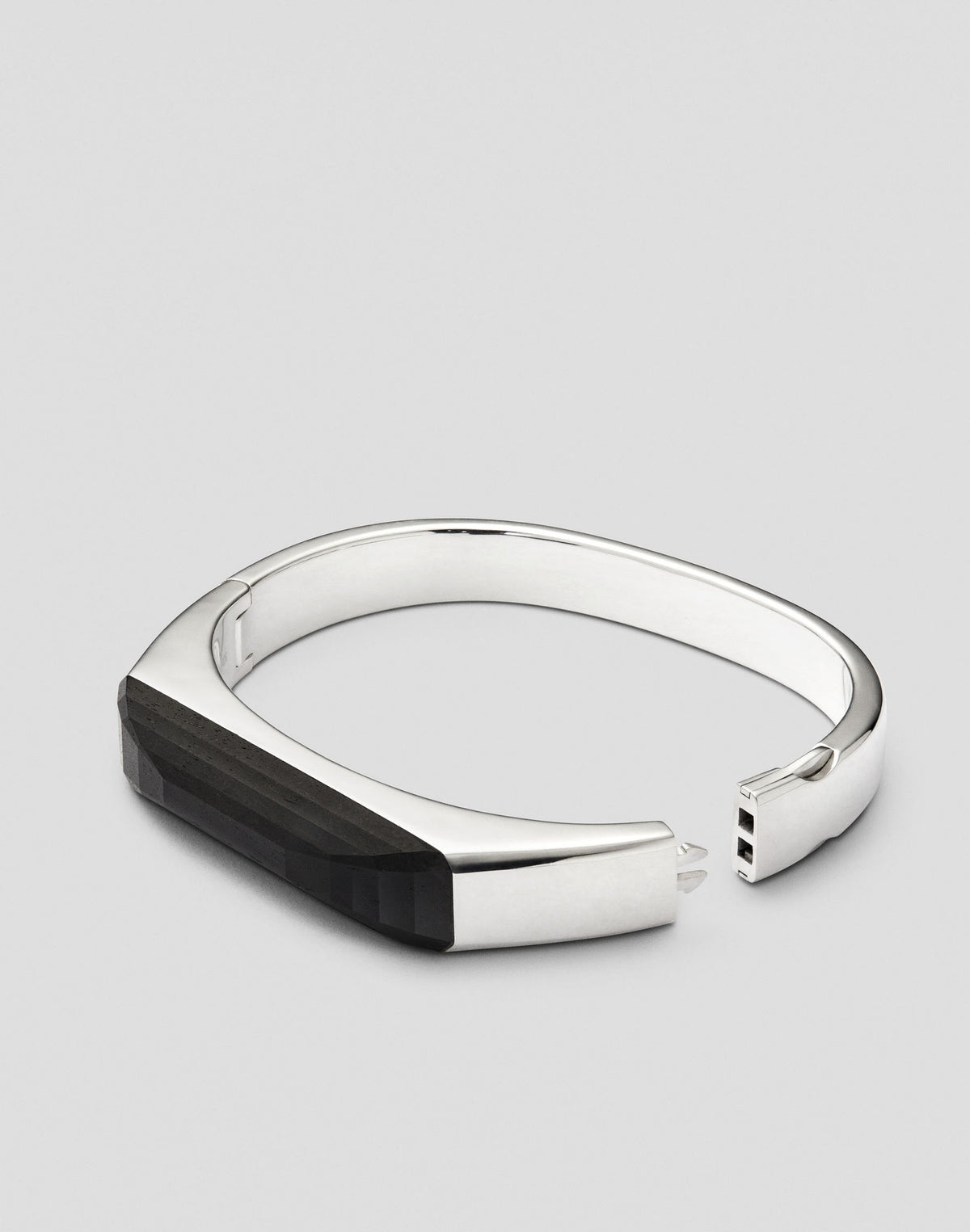 Legacy Silver Bracelet w. Mpingo Wood