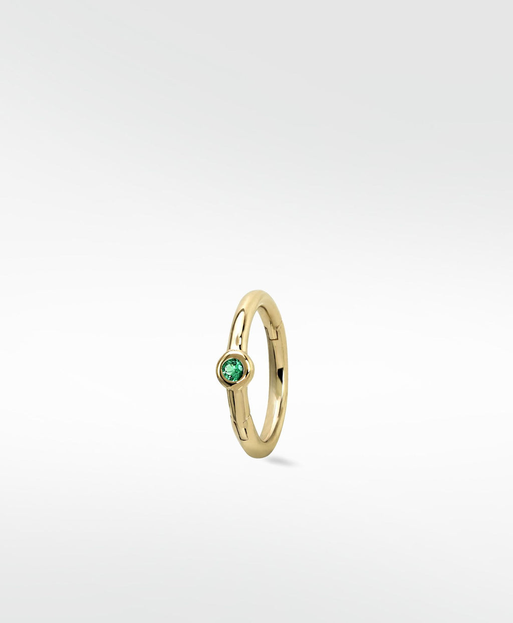 Simple Solitaire 14K Guld Ørering m. Smaragd