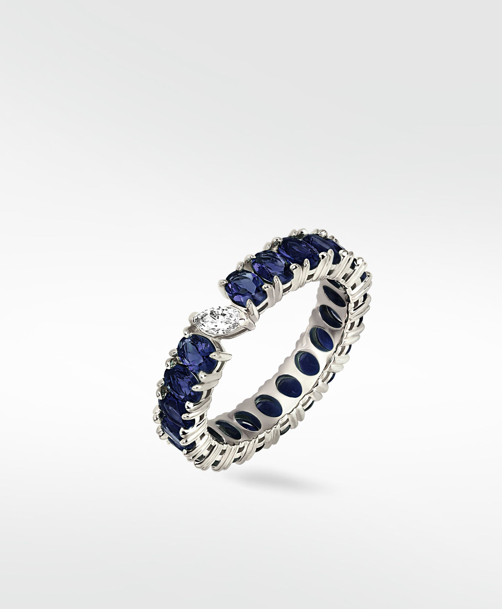 Veto Lux Eternity 14K Whitegold Ring w. Lab-Grown Diamond & Blue Sapphires