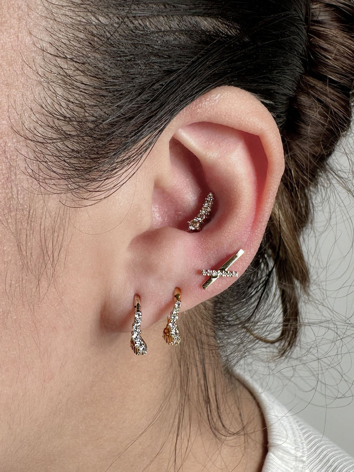 Wavy Diamond 14K Gold Earring w. Lab-Grown Diamonds