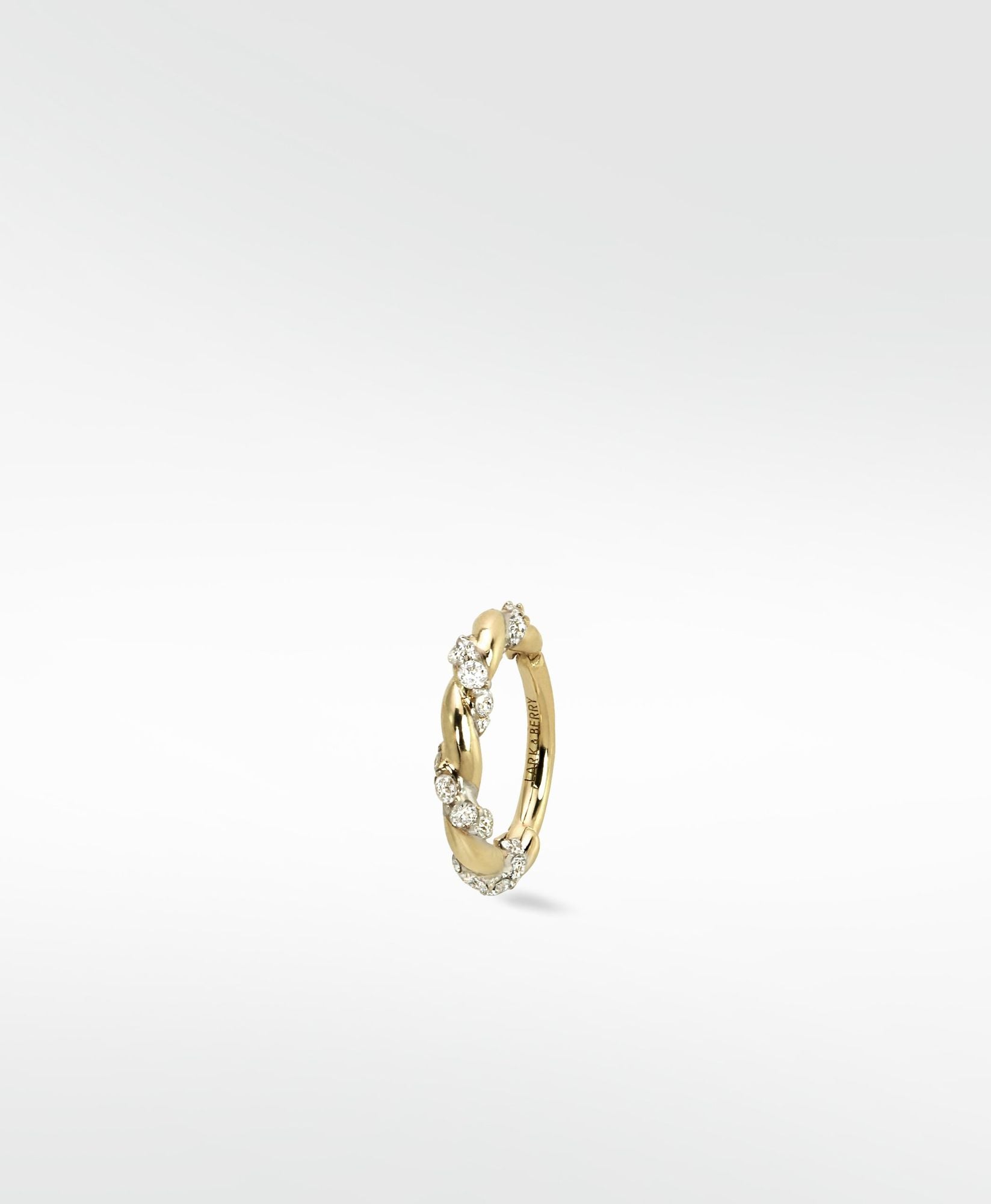 Twisted 14K Gold Earring w. Lab-Grown Diamonds