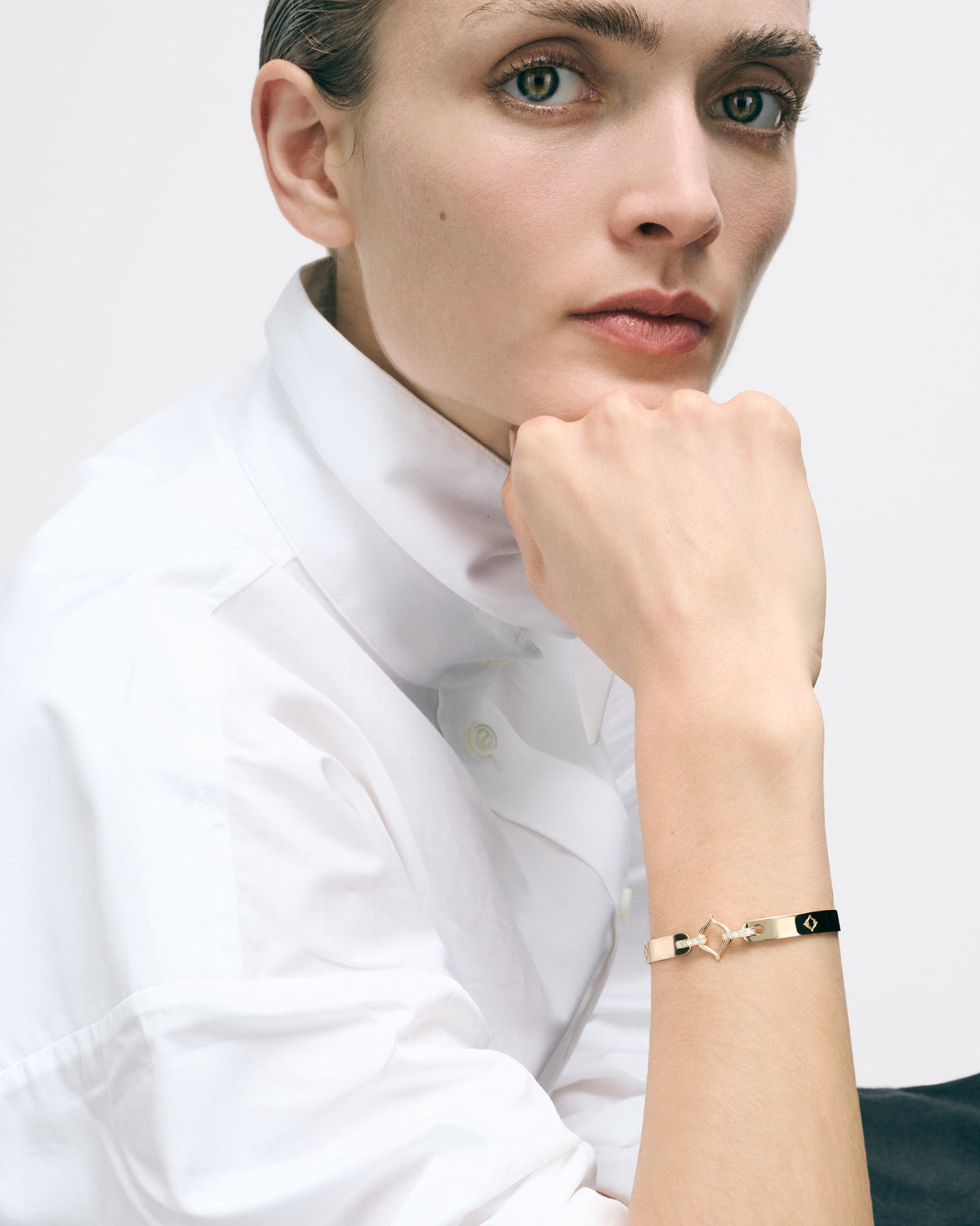 Eboris Corset Paved 18K Gold Bracelet w. Diamond