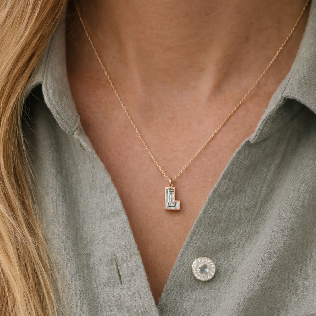 Alphabet 18K Gold, Rosegold or Whitegold Inital L Pendant w. Solitaire Lab-Grown Diamond