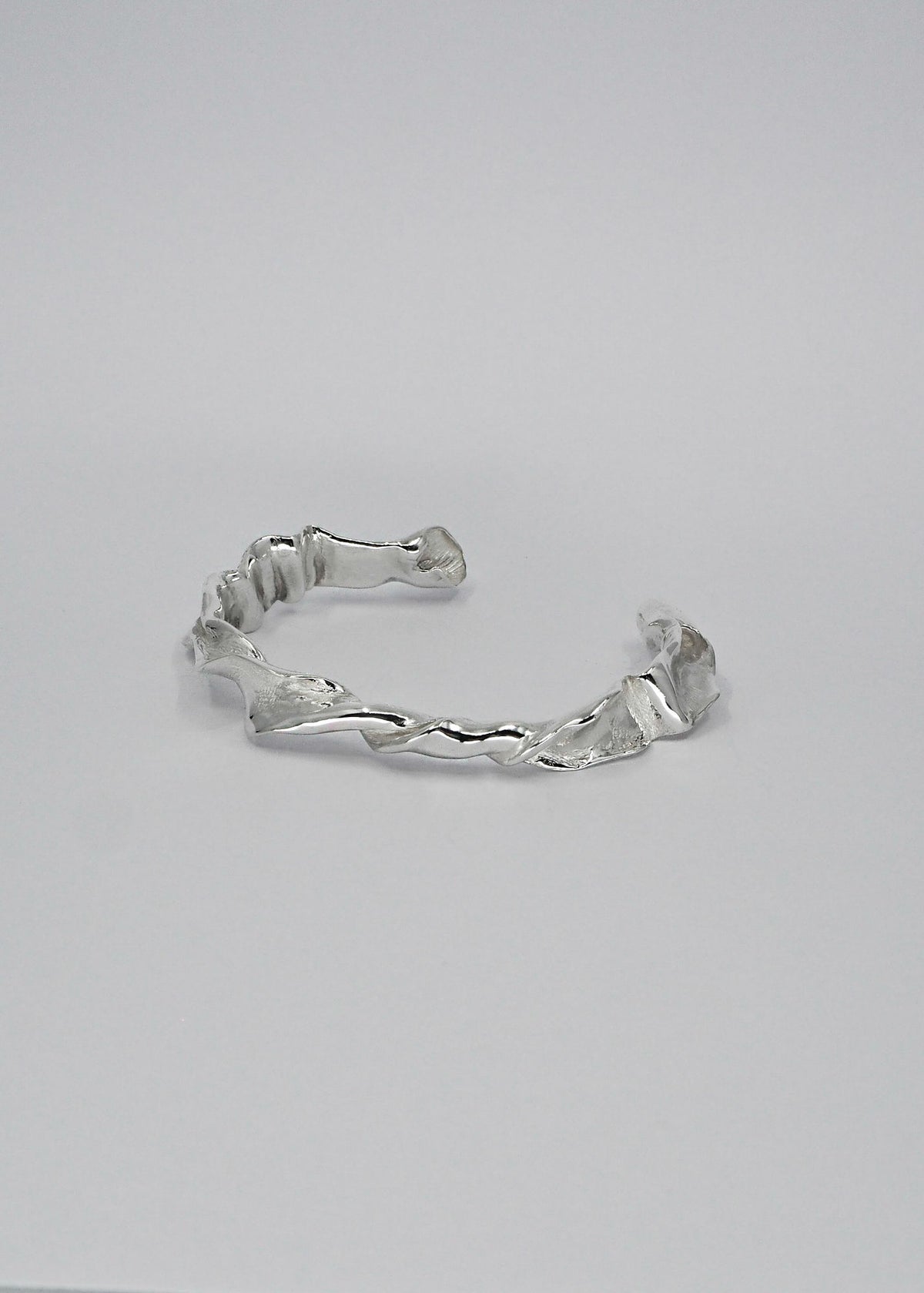 Lactuca Silver Bangle