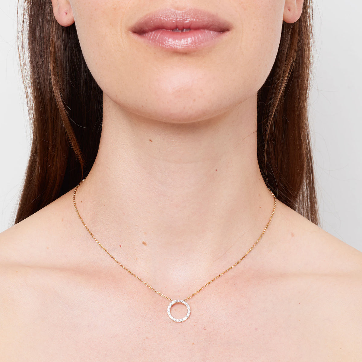 Circle Diamant Halskette
