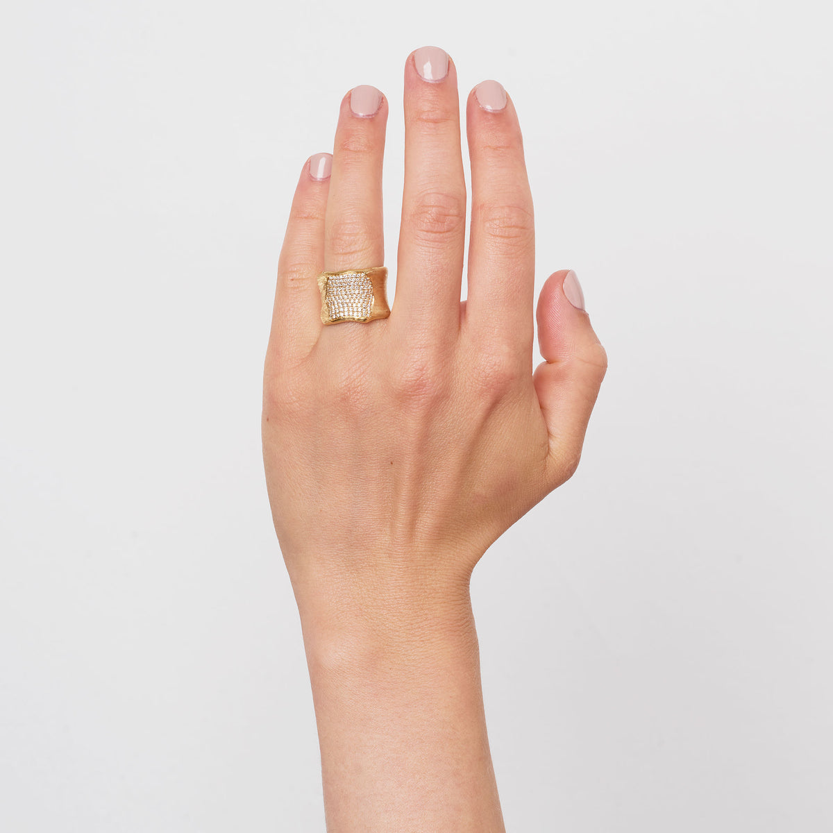 TIARA 14K Gold Ring w. Diamonds