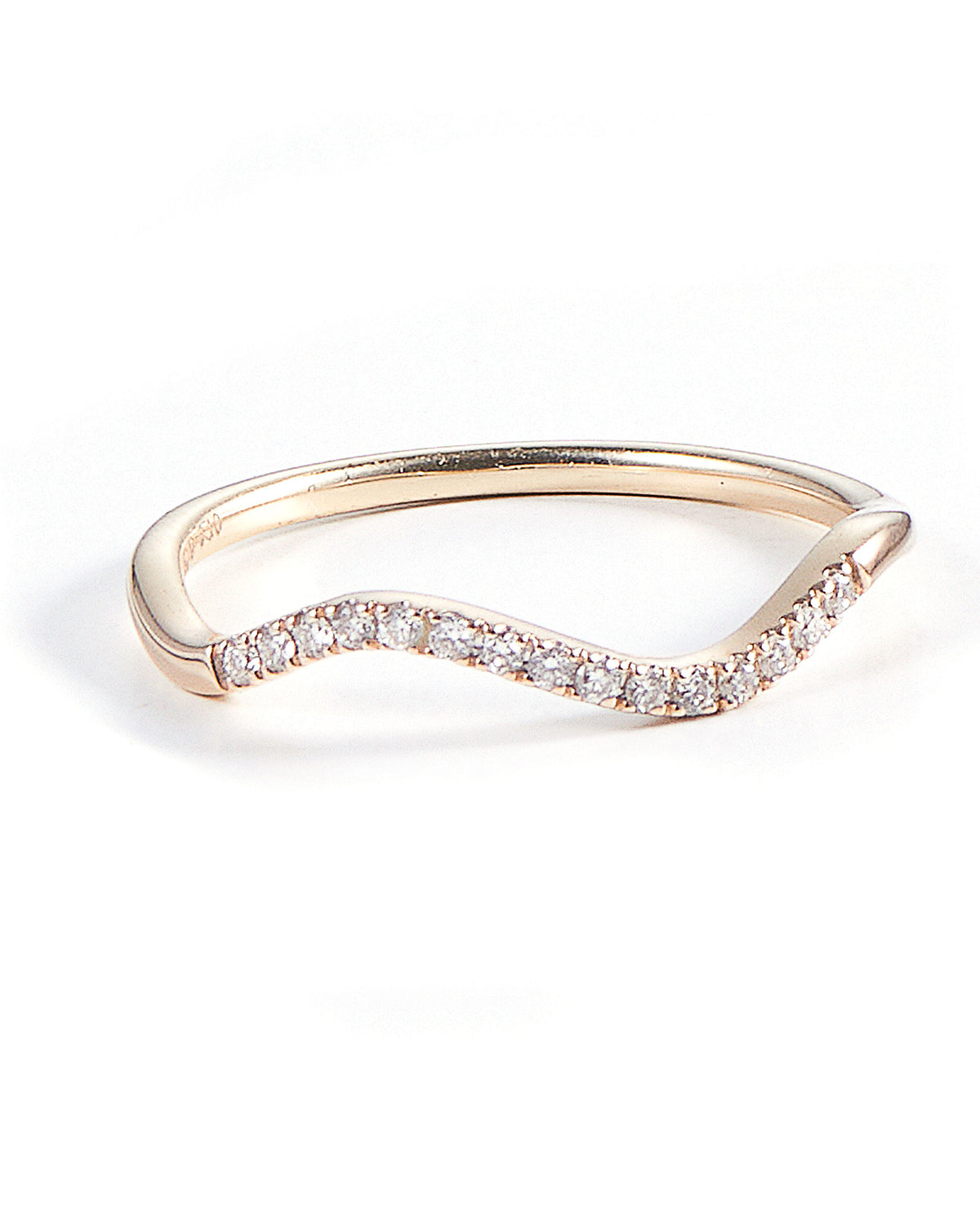LEA 14K Gold Ring w. Diamonds