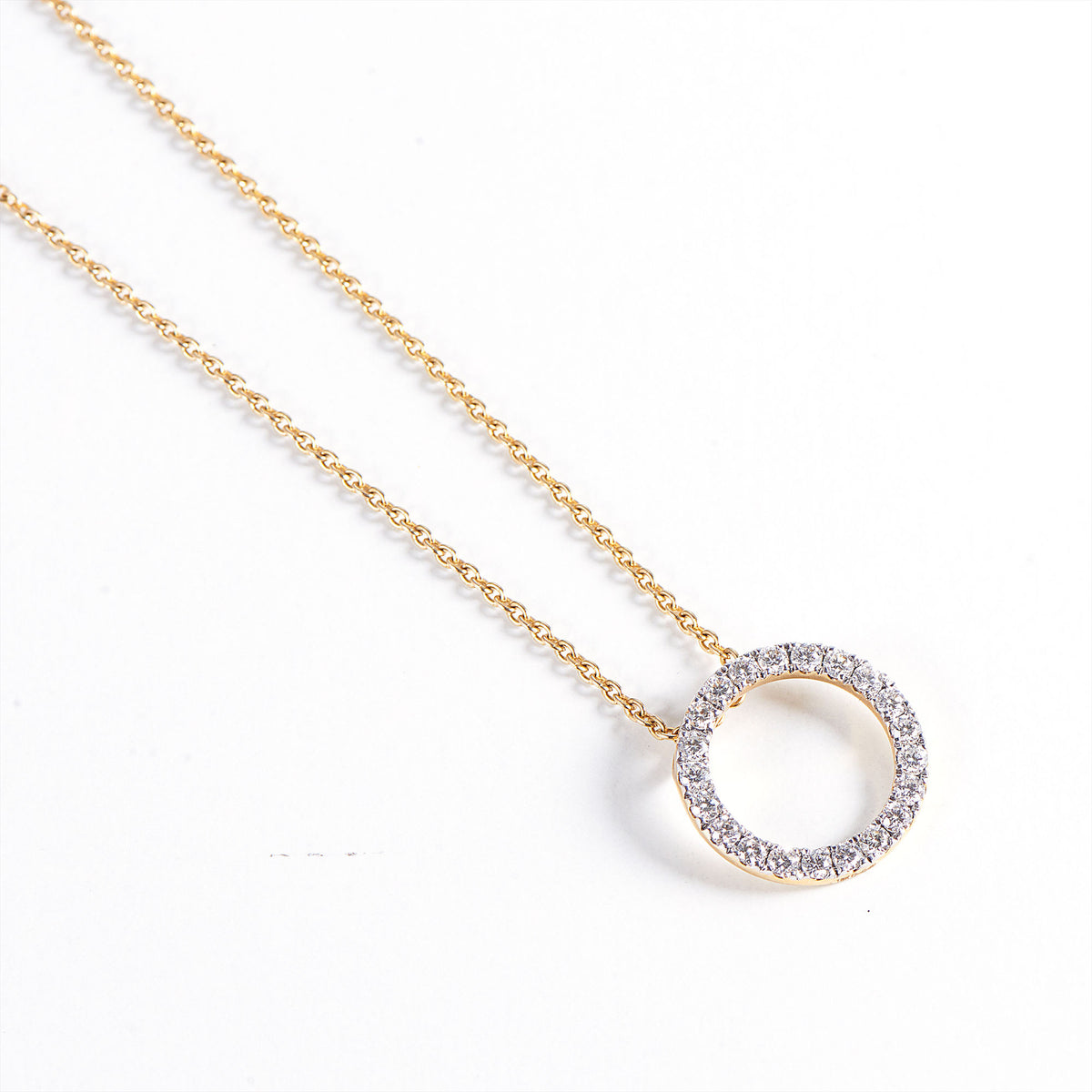 Circle Diamant Halskette