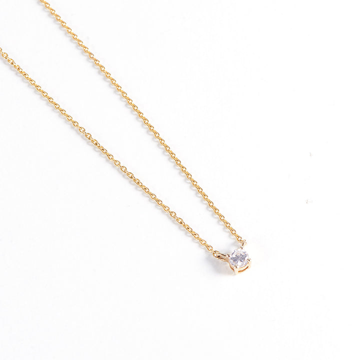 Solitaire 14K Gold Necklace w. Diamond