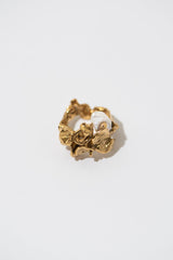 Les Meres | The Statement Extraordinaire Gold Plated Ring w. Pearls