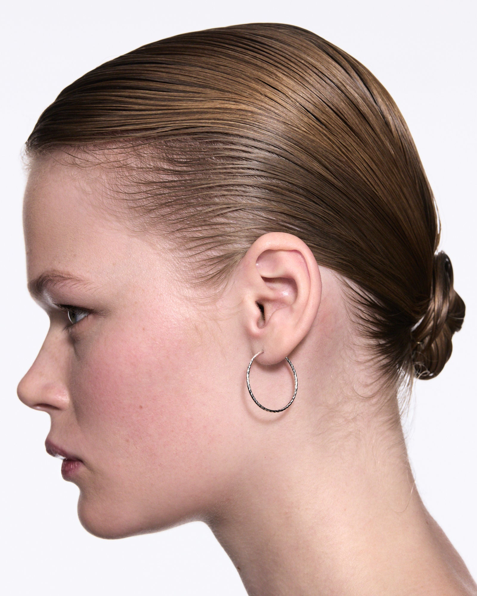 Liv 25mm 14K White Gold Hoop