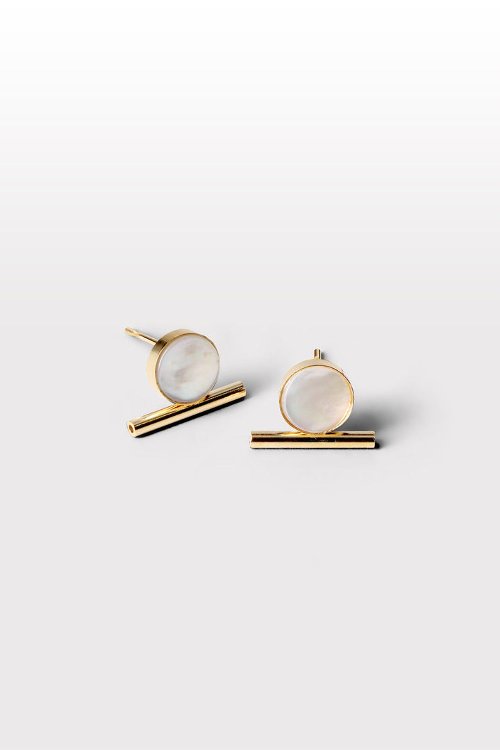 Aemil 05 18K Gold plated Earrings w. Pearl