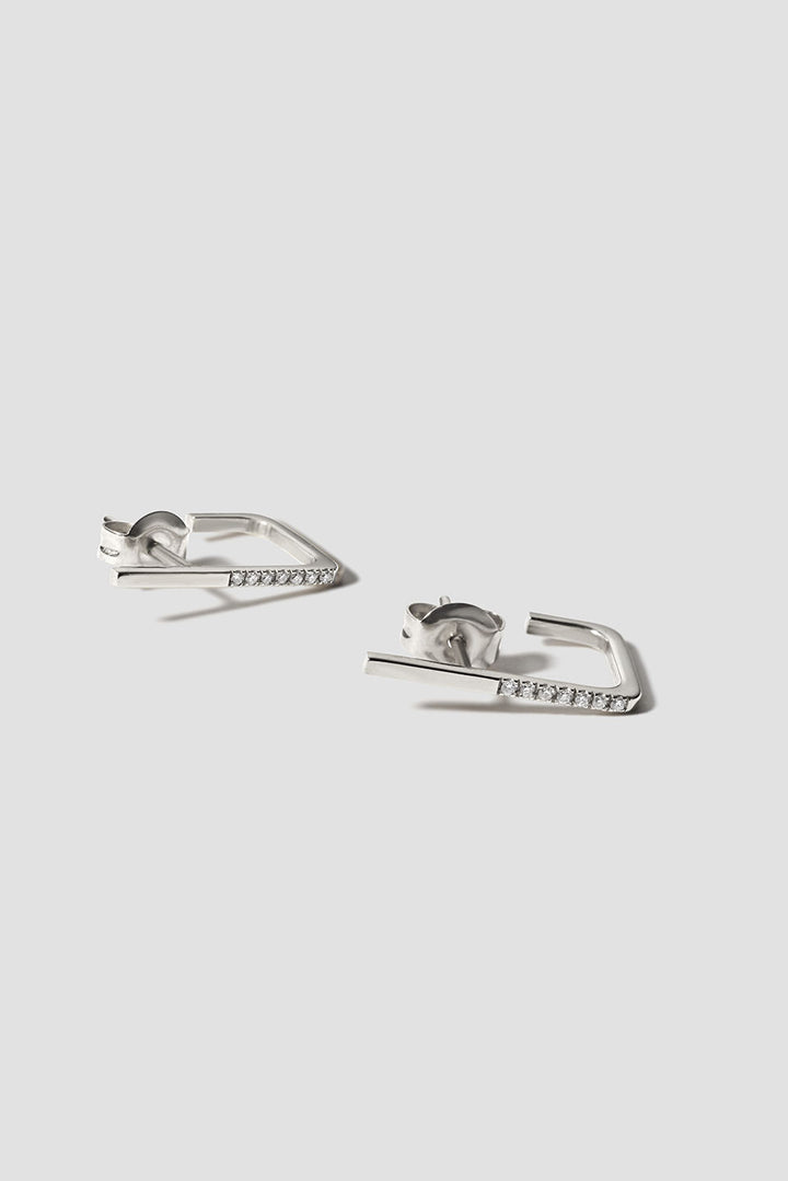 Anthology 03 18K Whitegold Studs w. Diamonds