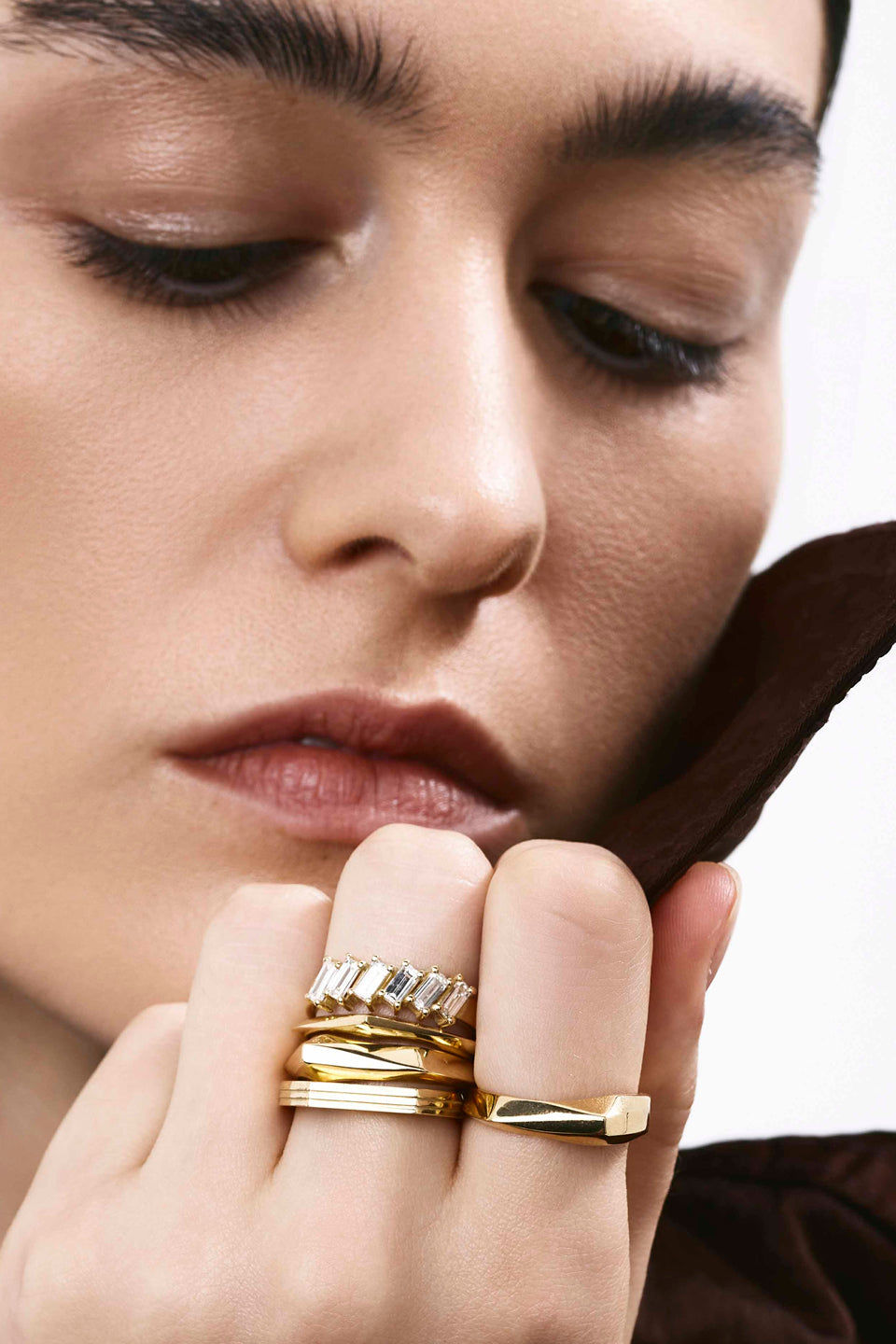 Anthology 10 18K Gold Ring w. Diamonds