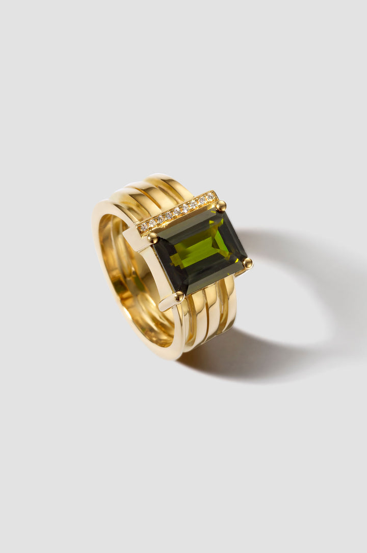 Lustre 28 18K Gold Ring w. Tourmalin & Diamonds