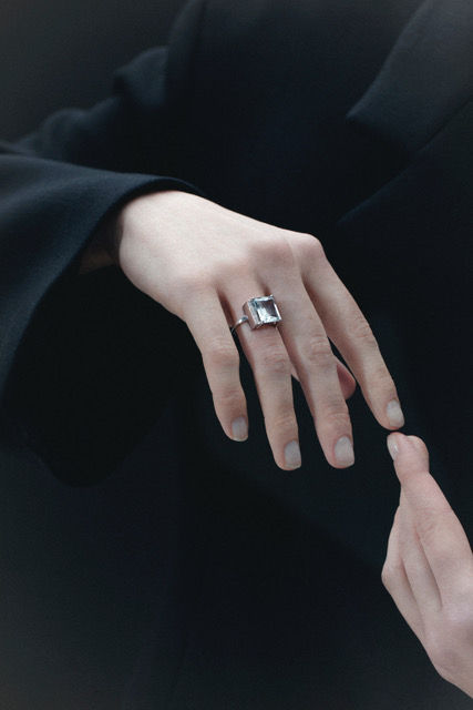 Lustre 06 18K Whitegold Ring w. Diamonds & Aquamarine