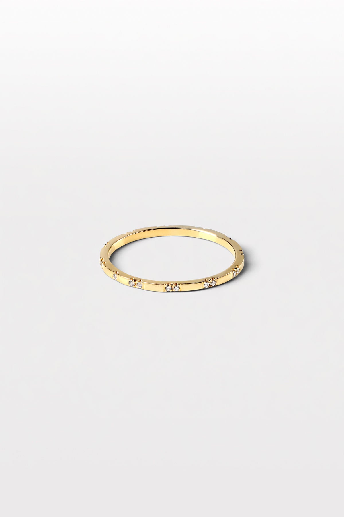 Anthology 02 18K Gold Ring w. Diamond