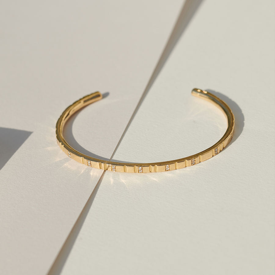 Loveline Embrace 18K Gold Bangle w. Diamonds
