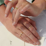 Lovelines Chapters Wedding 18K Gold Ring w. Diamonds
