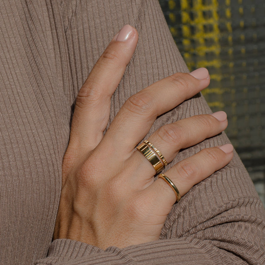 Lovelines Milestones Wedding 18K Gold Ring w. Diamonds