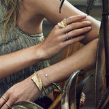 Big Leaves Goldring aus 18K