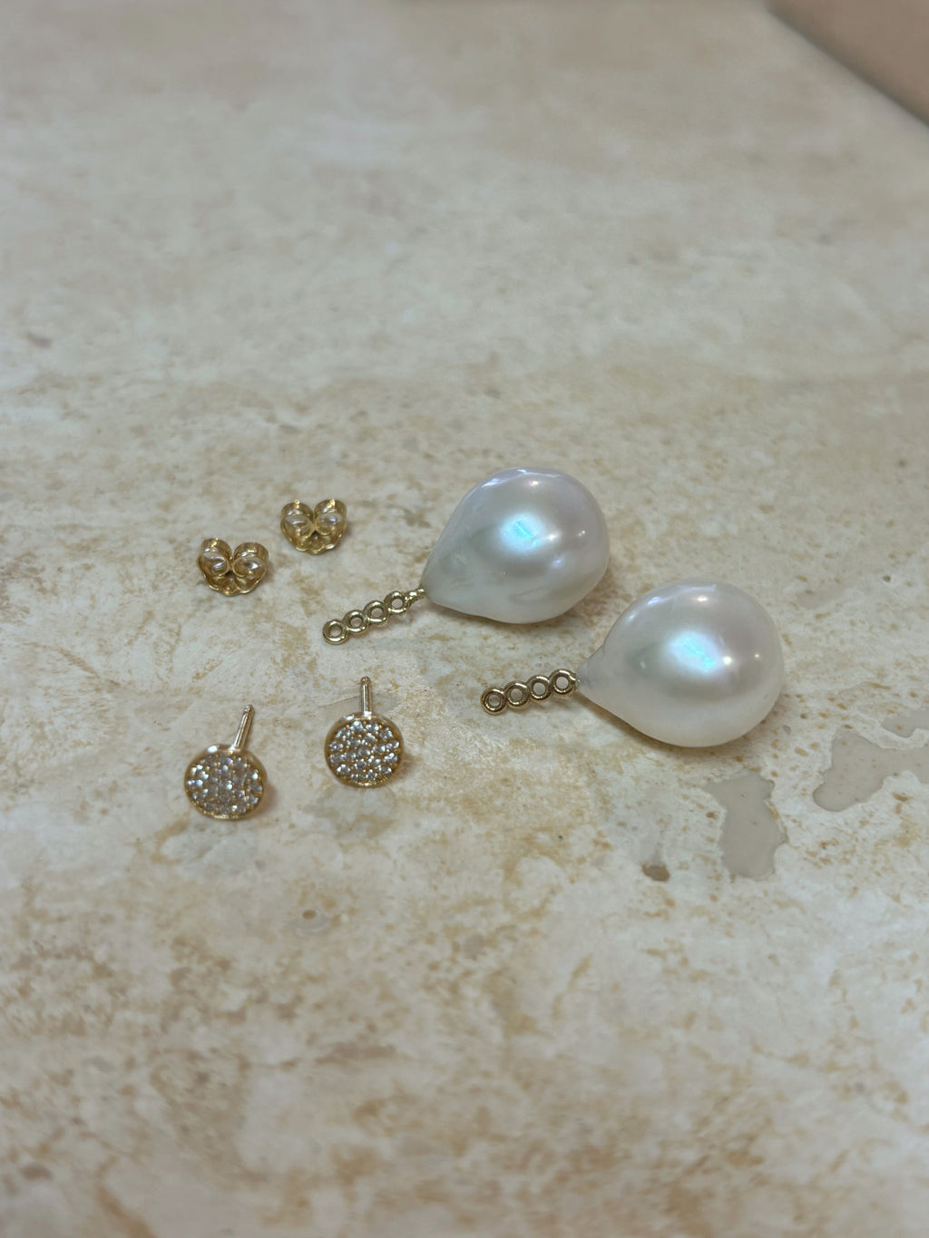 Diamond Disk Pearl 18K Gold Drop Earrings