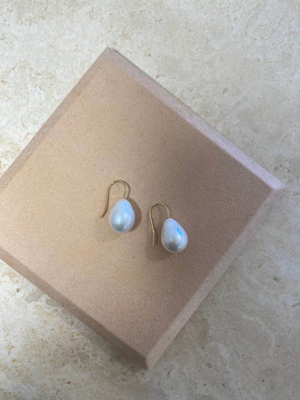 Baroque 18K Gold Drop Earrings w. Pearls